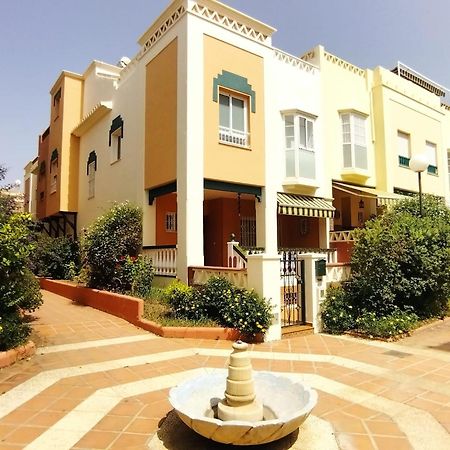 Casa Playa, Terraza Y Garaje Apartment Нерха Екстериор снимка